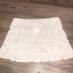 White lululemon skirt